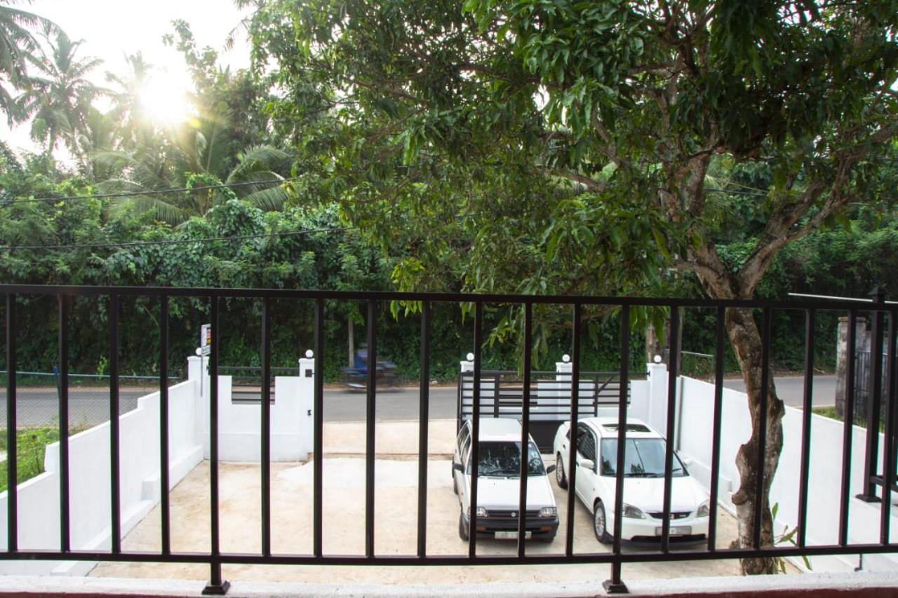 Sanmi Airport Resort Katunayaka Luaran gambar